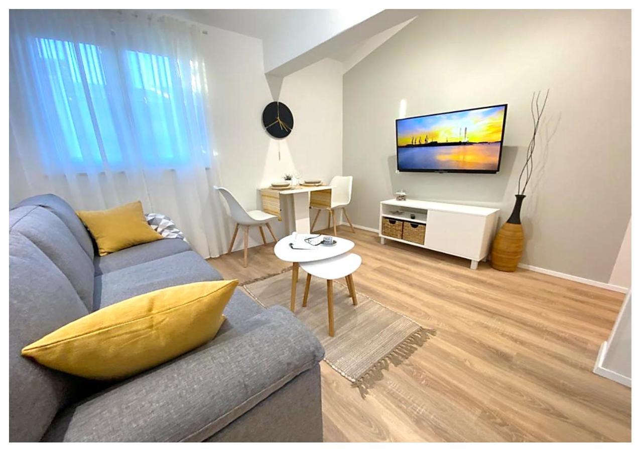 Apartments Fantasia Pula Exterior photo